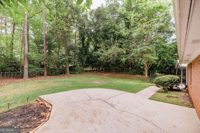 140 Rollingwood Drive, Athens, GA 30605