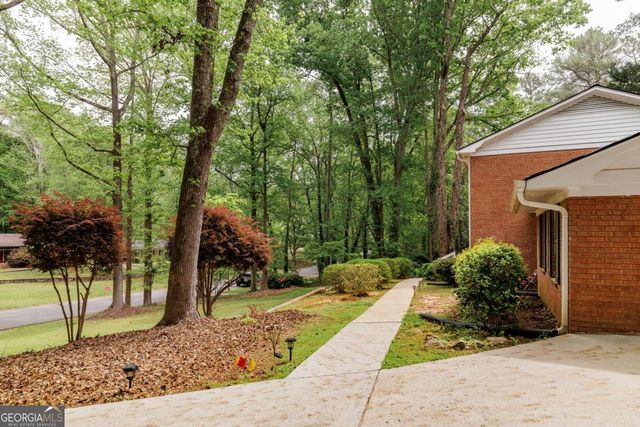 140 Rollingwood Drive, Athens, GA 30605
