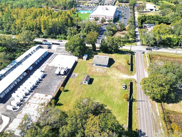 6318 LYNN ROAD, Tampa, FL 33625