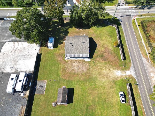 6318 LYNN ROAD, Tampa, FL 33625