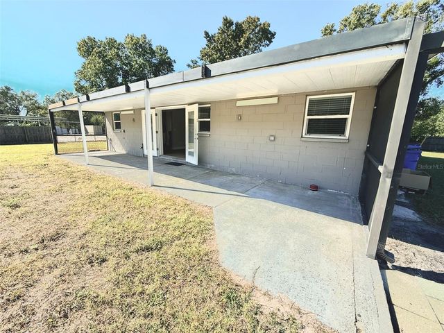 6318 LYNN ROAD, Tampa, FL 33625