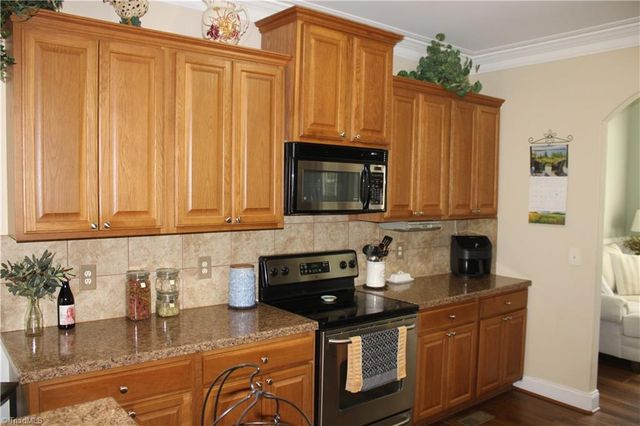 364 Morning Side Drive, Winston-salem, NC 27107