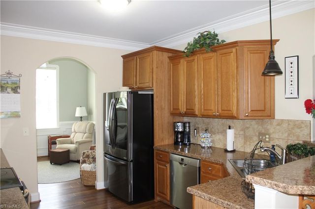 364 Morning Side Drive, Winston-salem, NC 27107