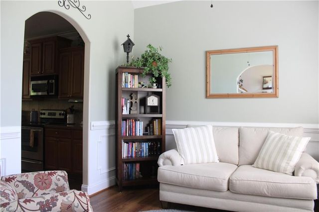 364 Morning Side Drive, Winston-salem, NC 27107