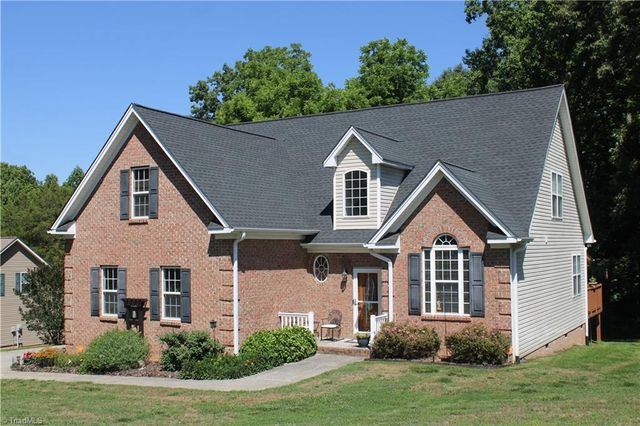 364 Morning Side Drive, Winston-salem, NC 27107