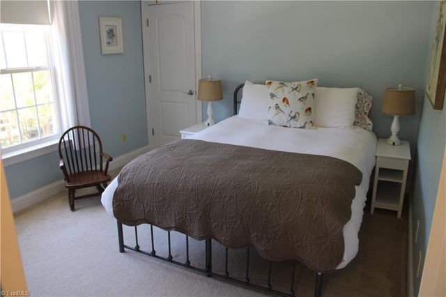 364 Morning Side Drive, Winston-salem, NC 27107