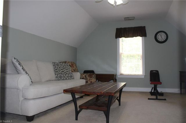 364 Morning Side Drive, Winston-salem, NC 27107