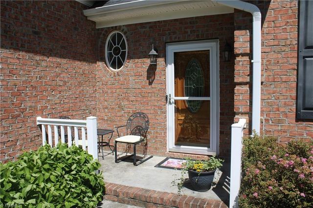 364 Morning Side Drive, Winston-salem, NC 27107