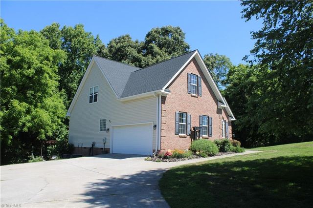 364 Morning Side Drive, Winston-salem, NC 27107