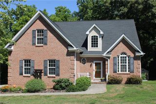 364 Morning Side Drive, Winston-salem, NC 27107