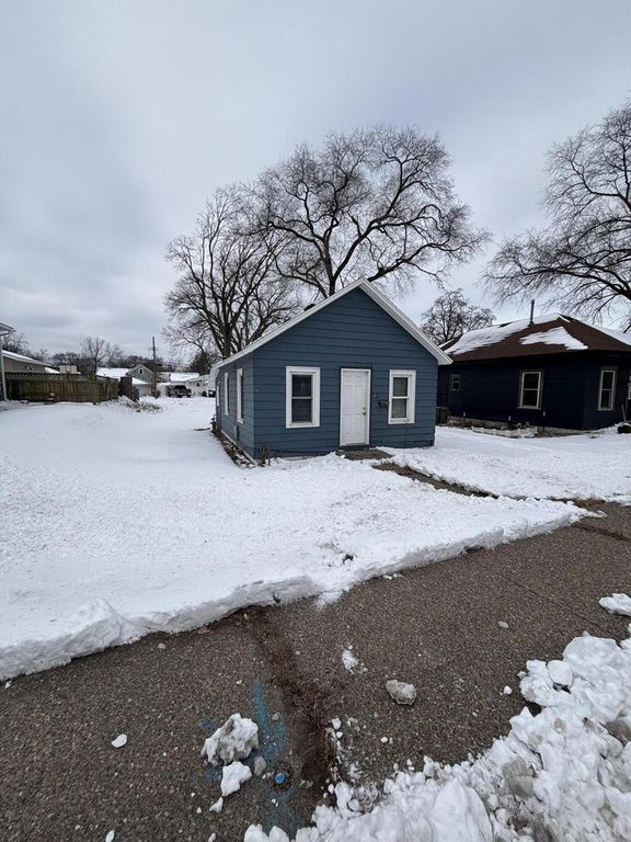 825 George STREET, La Crosse, WI 54603