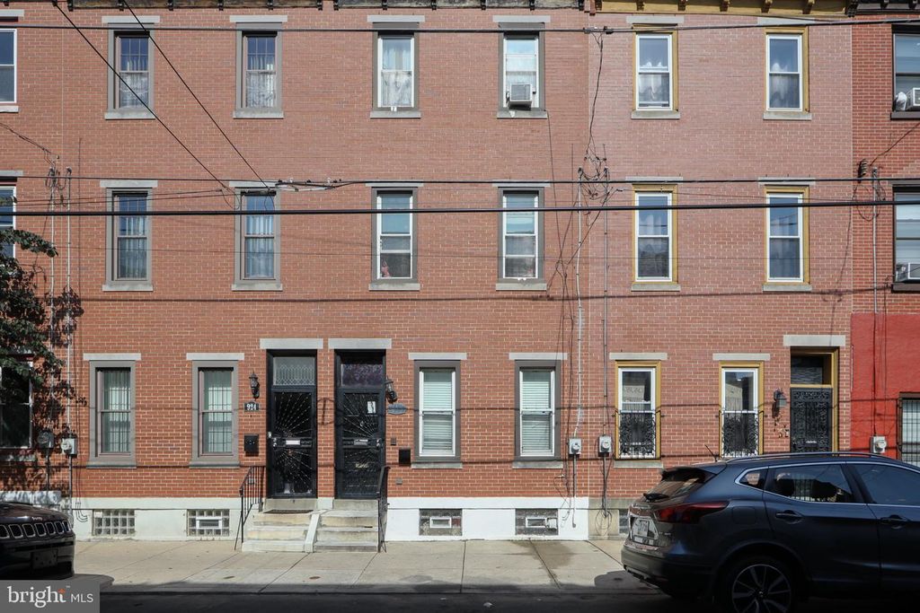 922 S 18TH ST, Philadelphia, PA 19146