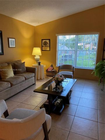 7331 SW 149th Ct, Miami, FL 33193