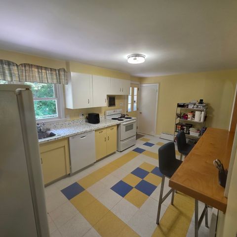 9 Richardson Corner Road, Charlton, MA 01507