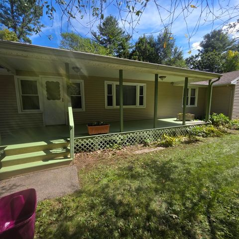 9 Richardson Corner Road, Charlton, MA 01507