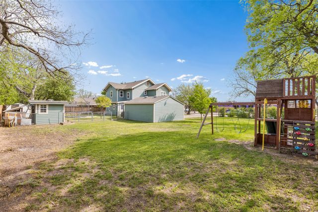 507 N 7th Street, Sanger, TX 76266