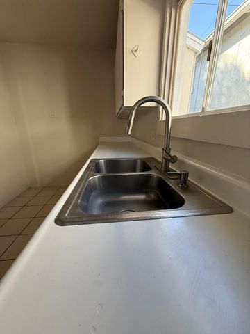 53 N Prospect Street, Porterville, CA 93257