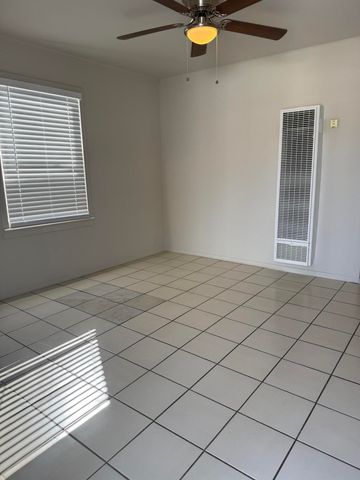 53 N Prospect Street, Porterville, CA 93257