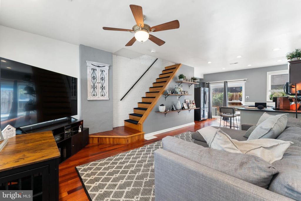 1136 LEOPARD ST, PHILADELPHIA, PA 19123 — photo 5