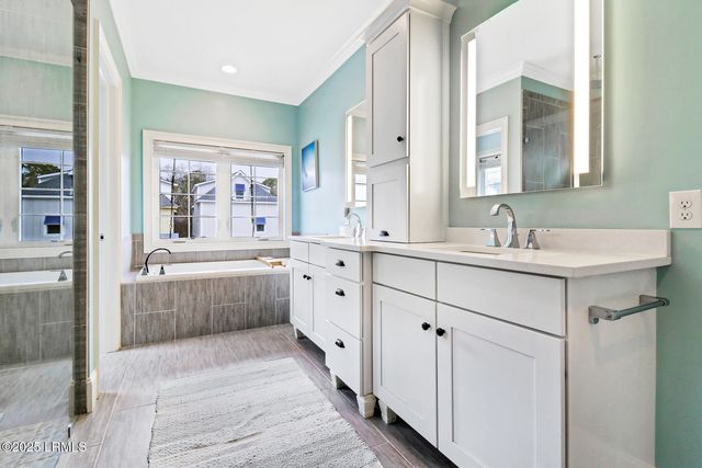 130 Sandcastle Court, Hilton Head Island, SC 29928