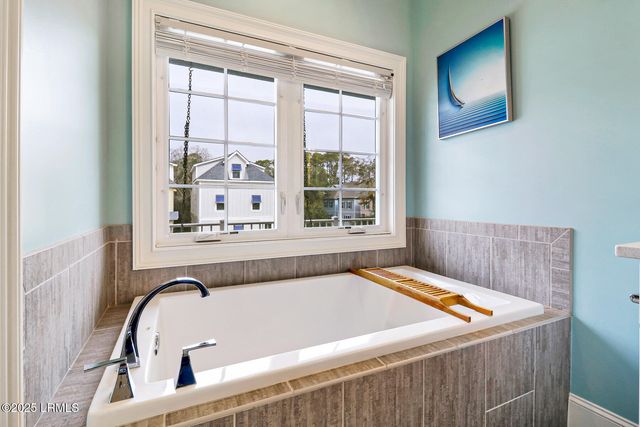 130 Sandcastle Court, Hilton Head Island, SC 29928