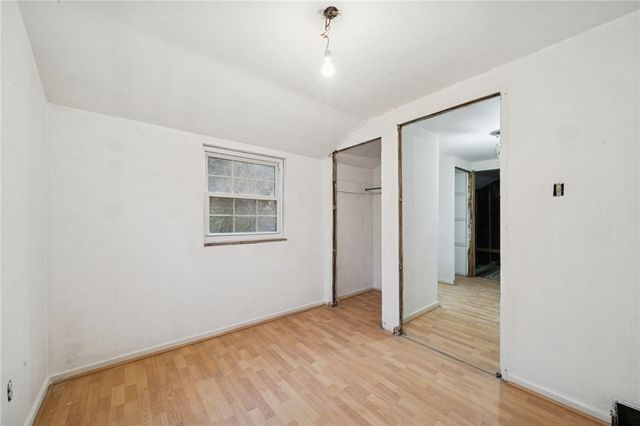 223 Gilkeson Rd, Mt Lebanon, PA 15228