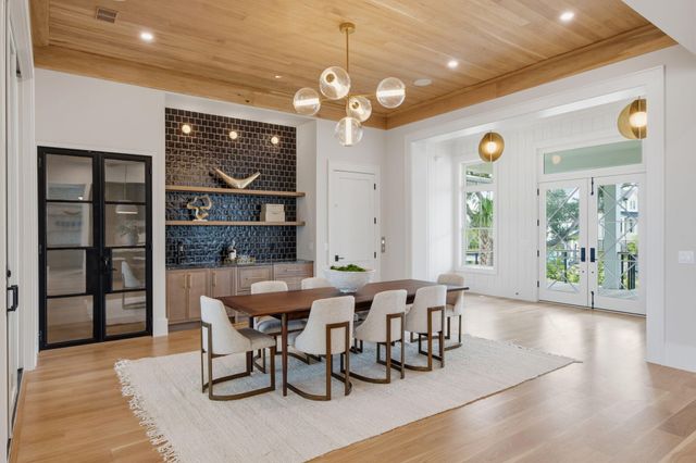925 Fish Camp Road, Charleston, SC 29492