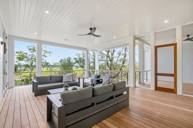 925 Fish Camp Road, Charleston, SC 29492