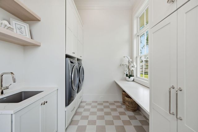 925 Fish Camp Road, Charleston, SC 29492