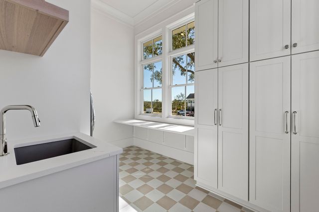 925 Fish Camp Road, Charleston, SC 29492