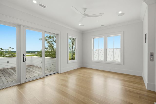 925 Fish Camp Road, Charleston, SC 29492