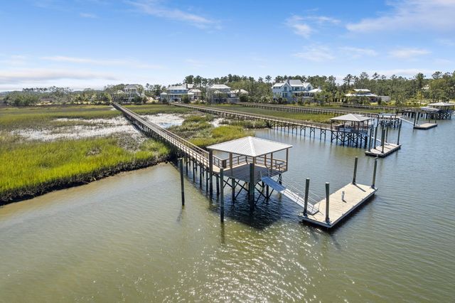925 Fish Camp Road, Charleston, SC 29492