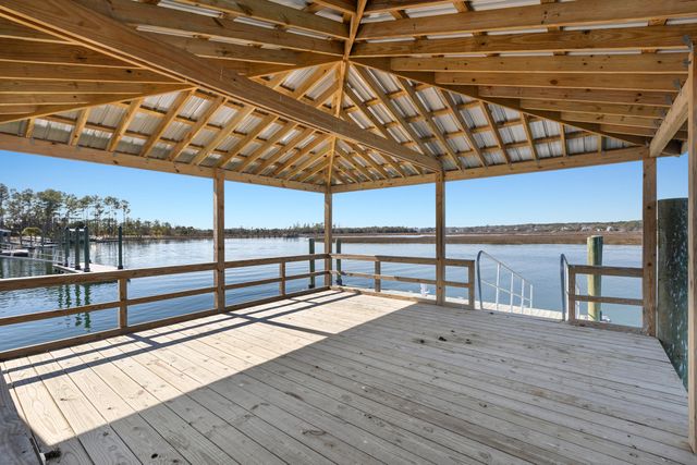 925 Fish Camp Road, Charleston, SC 29492