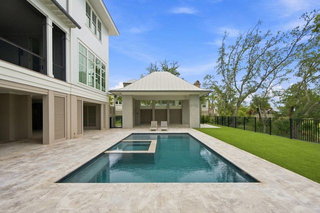 925 Fish Camp Road, Charleston, SC 29492