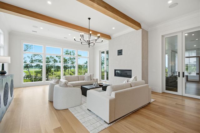 925 Fish Camp Road, Charleston, SC 29492