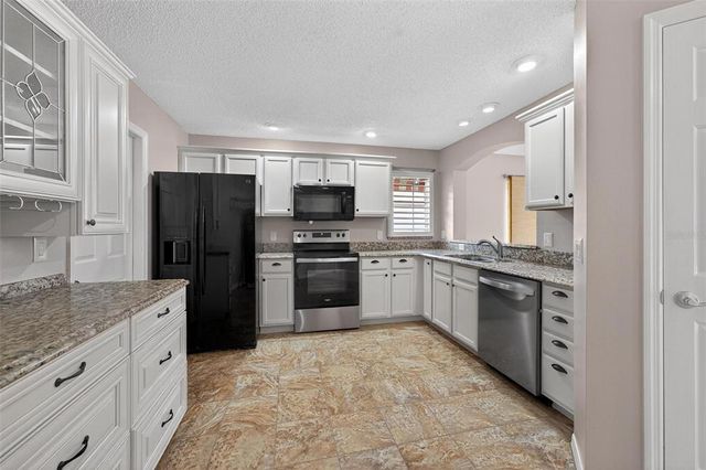 2744 GRESHAM AVENUE, The Villages, FL 32162
