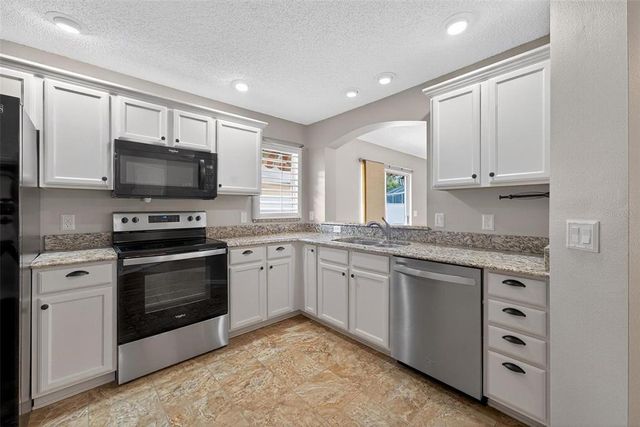 2744 GRESHAM AVENUE, The Villages, FL 32162