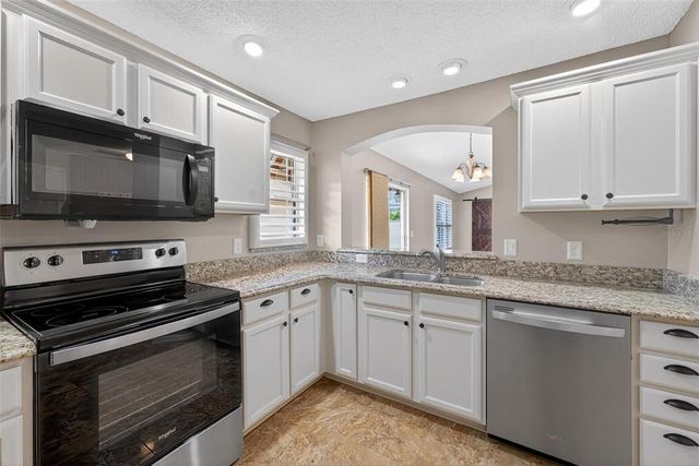 2744 GRESHAM AVENUE, The Villages, FL 32162
