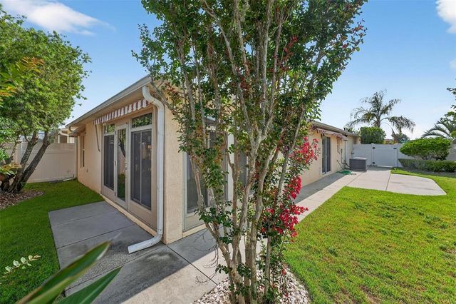 2744 GRESHAM AVENUE, The Villages, FL 32162
