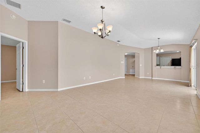 2744 GRESHAM AVENUE, The Villages, FL 32162