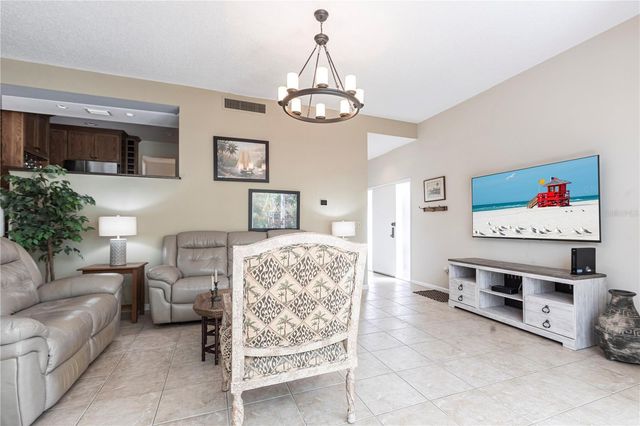 6026 E PEPPERTREE WAY 221A, Sarasota, FL 34242