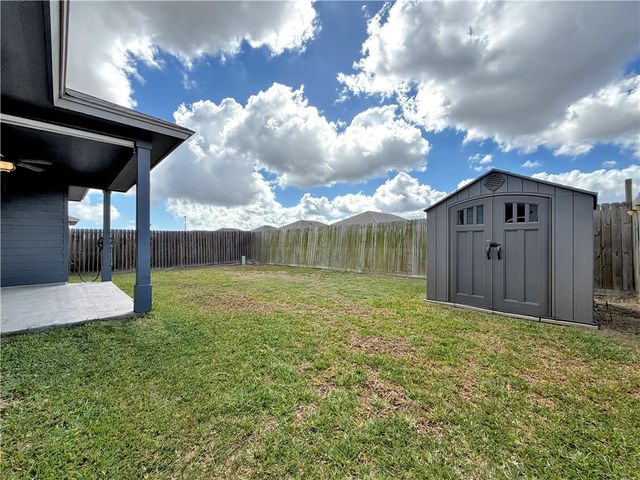 9533 Sedalia Trai, Corpus Christi, TX 78410