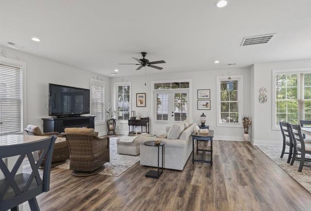 16 Lazy Hammock Trail, Pawleys Island, SC 29585