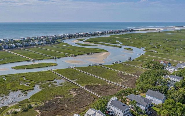 16 Lazy Hammock Trail, Pawleys Island, SC 29585