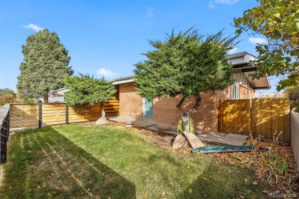 2234 S Stuart Street, Denver, CO 80219