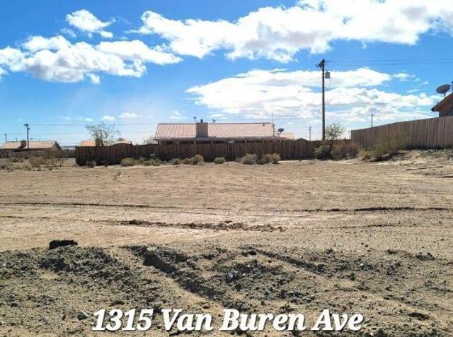 1315 Van Buren Avenue, Thermal, CA 92274