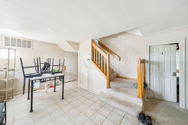 1525 N College Avenue, Tulsa, OK 74110