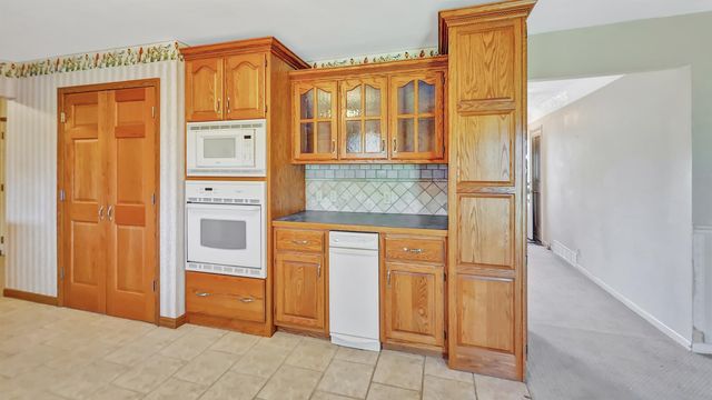 8166 N Linden Road, Mount Morris, MI 48458