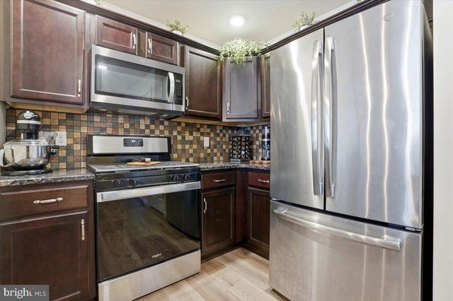 3101 GOSHEN DR, Pennsburg, PA 18073