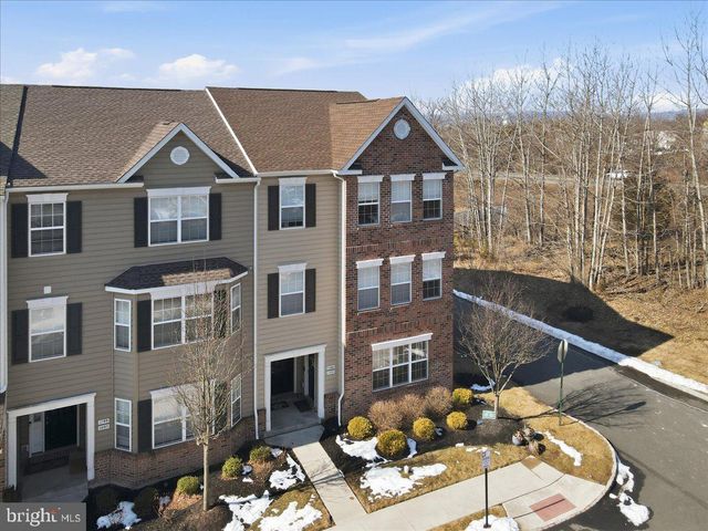 3101 GOSHEN DR, Pennsburg, PA 18073